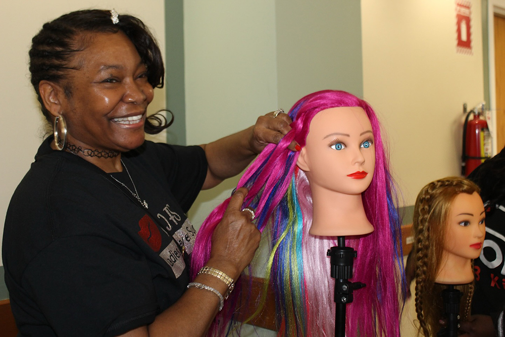 Nonprofit empowers women and girls through service, creativity and advocacy
